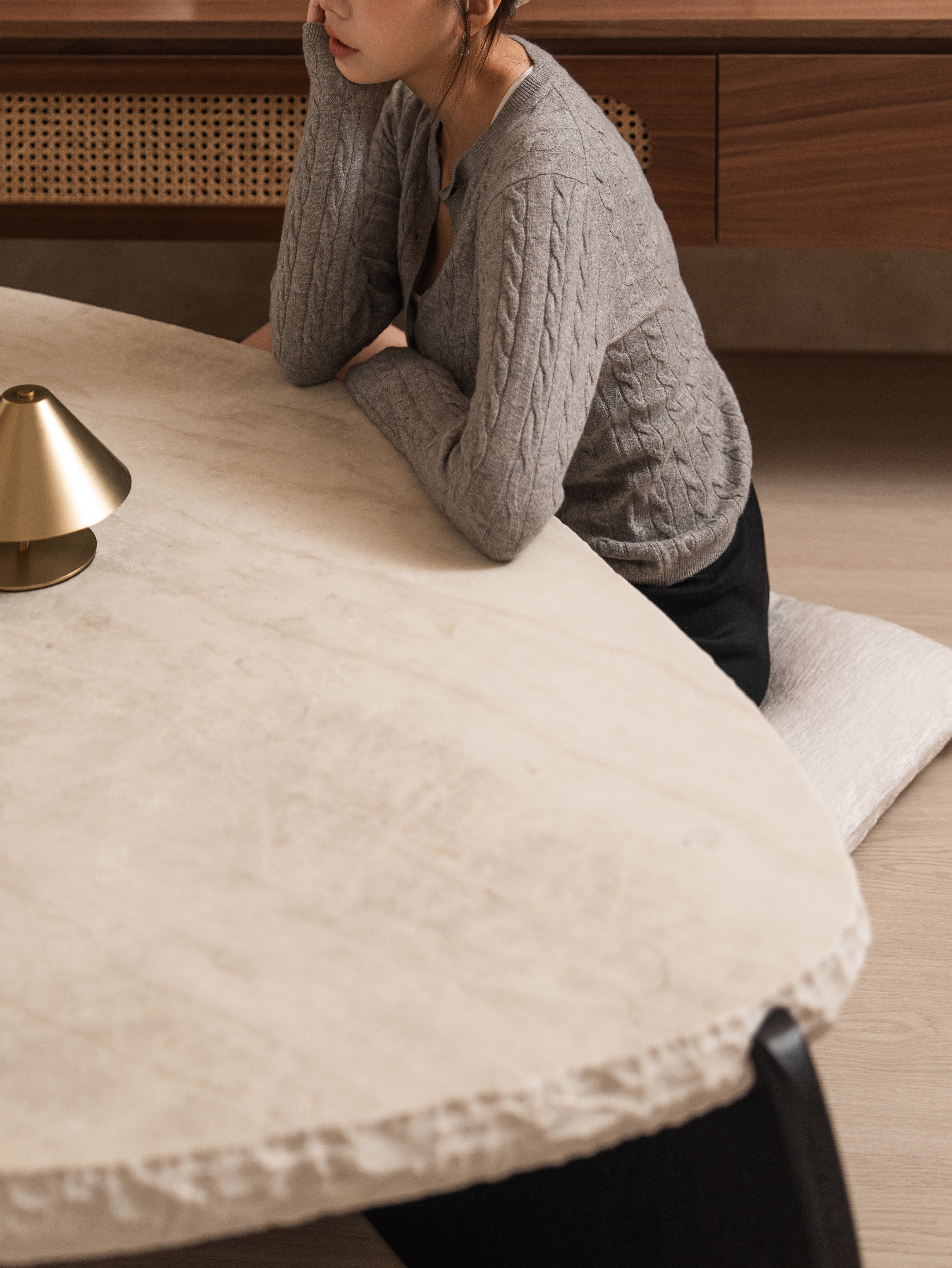 石嶼茶几 Stone Isle - L